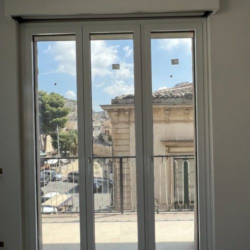 infissi-in-alluminio-a-scicli (4)